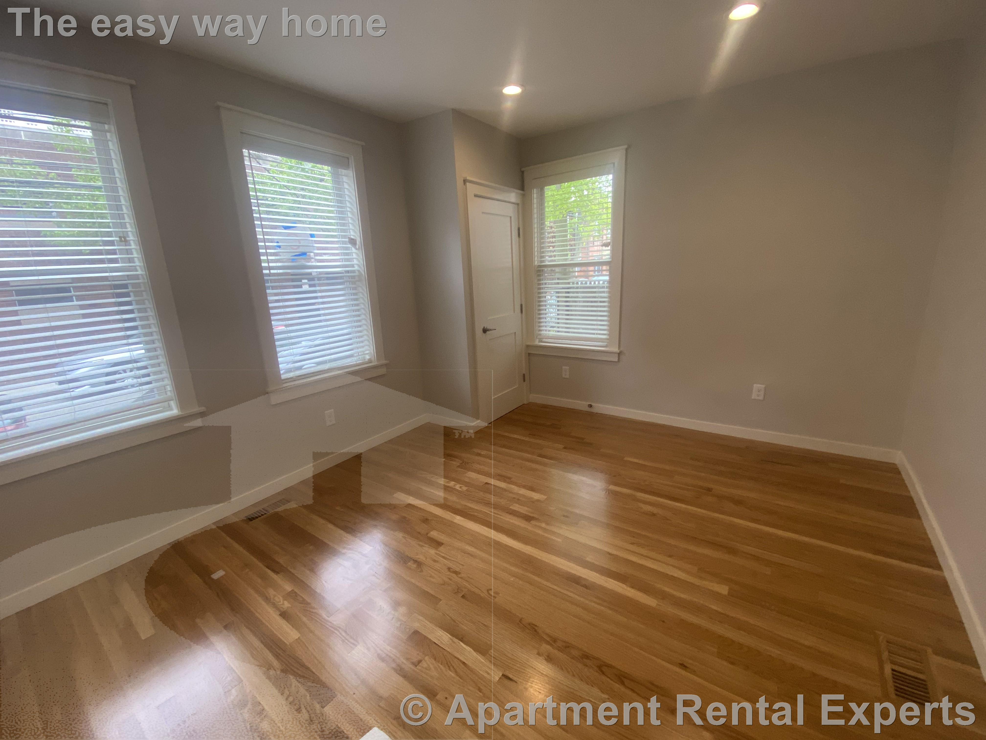 568 Green St, Central Square