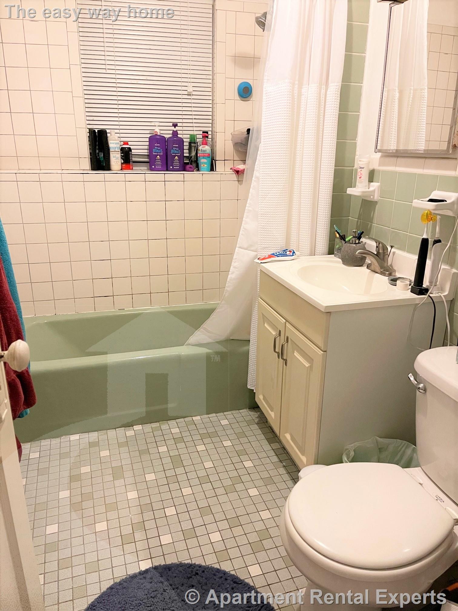 402 Highland Ave, Davis Square