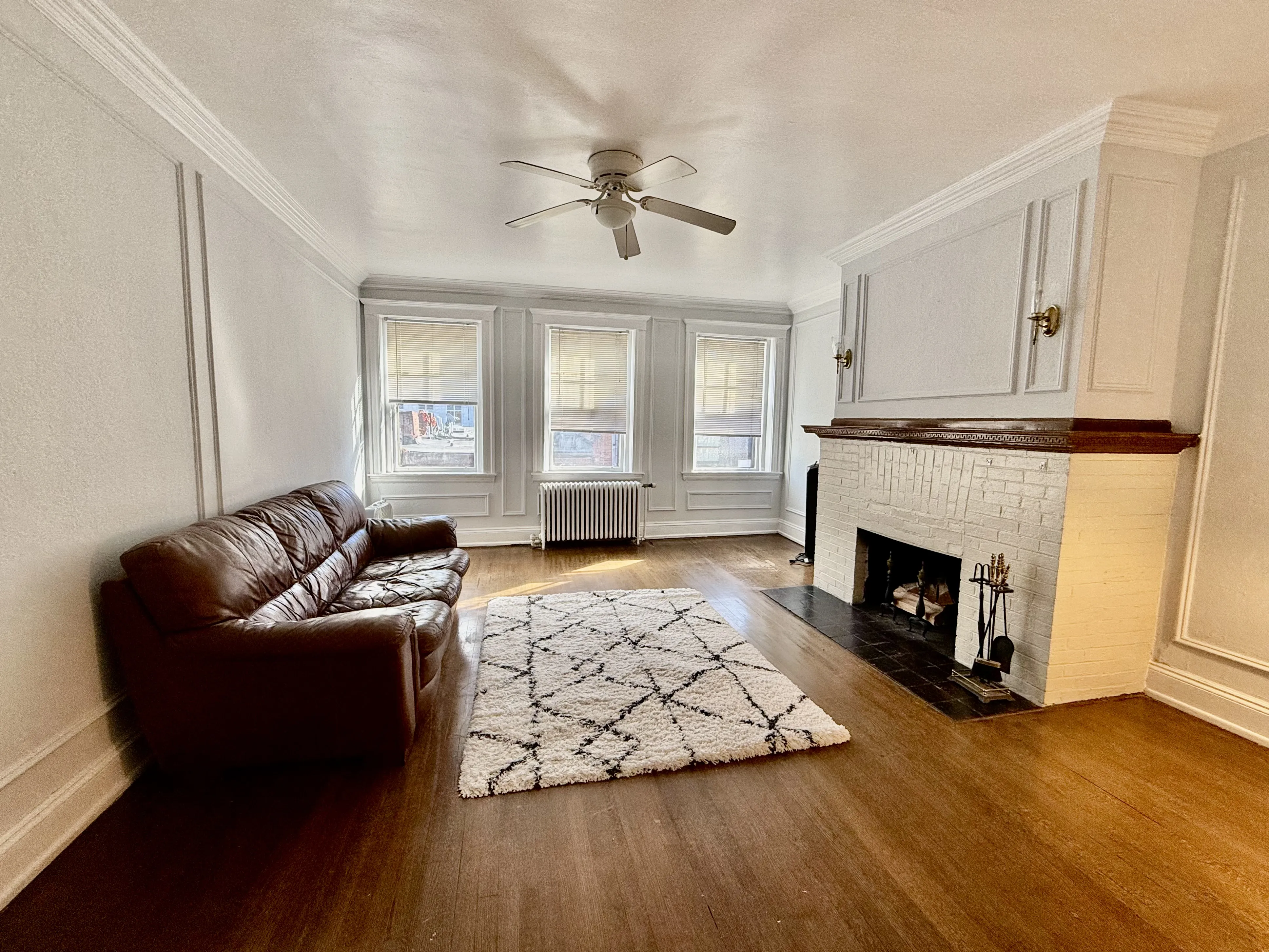 250 Commonwealth Ave, Back Bay