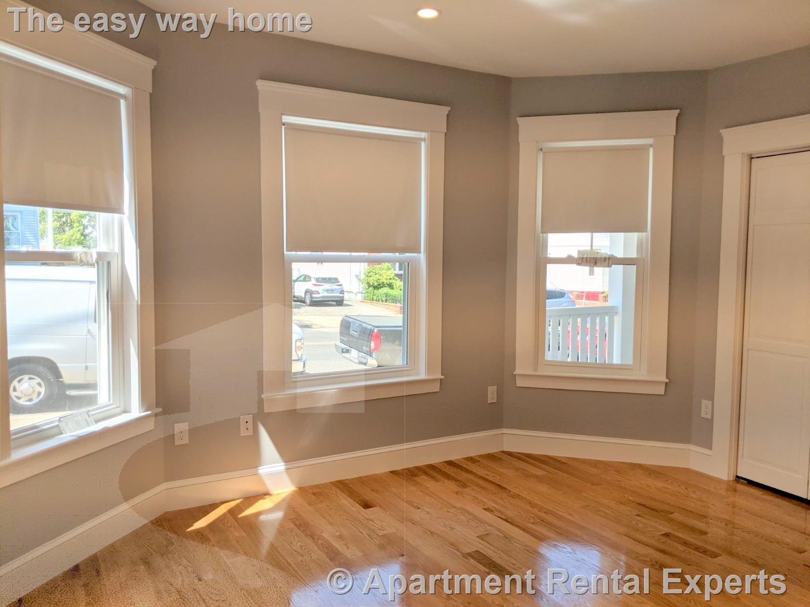 502 Main St, Magoun Square