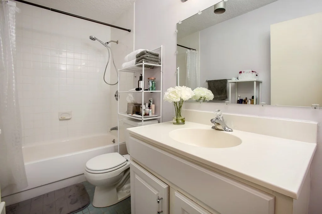 33 Pond Ave, Brookline Village