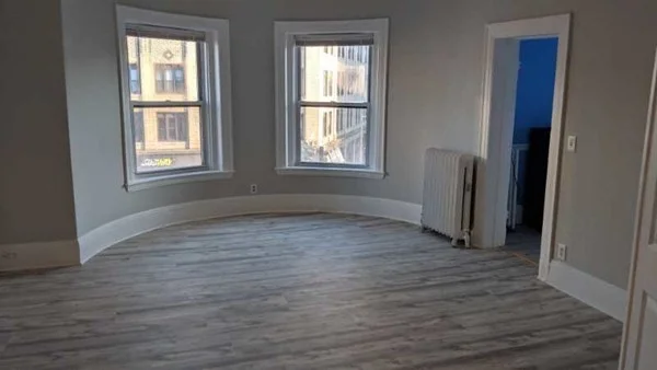1091 Boylston St, Back Bay