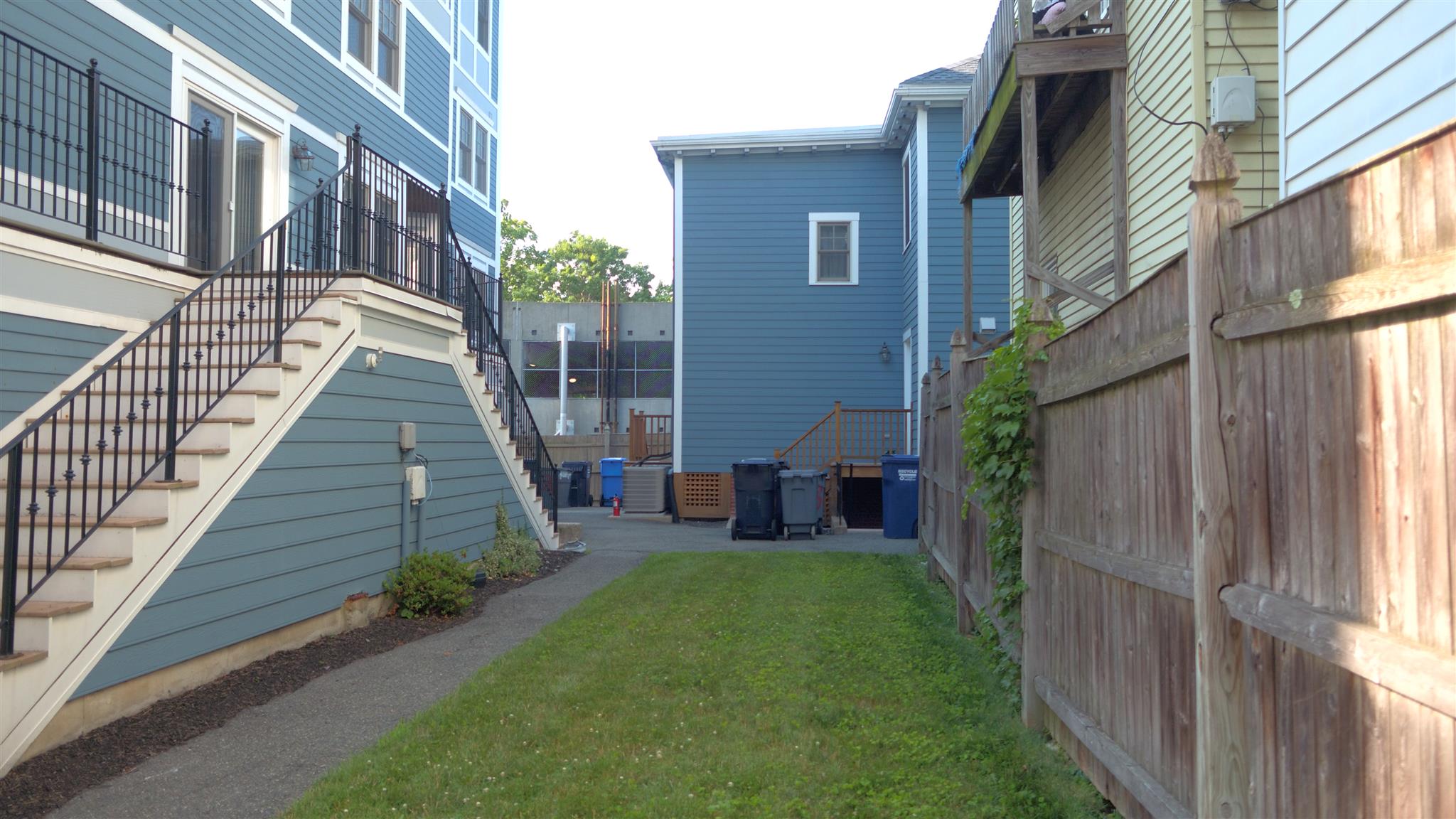 3 bed, 2.5 bath apartment for rent at 32 Elmer St Unit 1, Harvard Square — photo 12 of 15