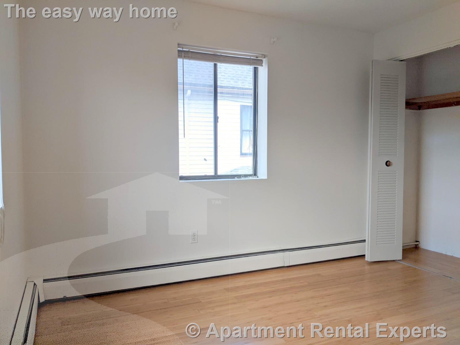 12 Cameron Ave, Davis Square