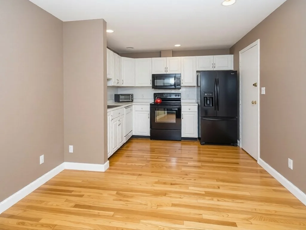 31 Warren St, Waltham