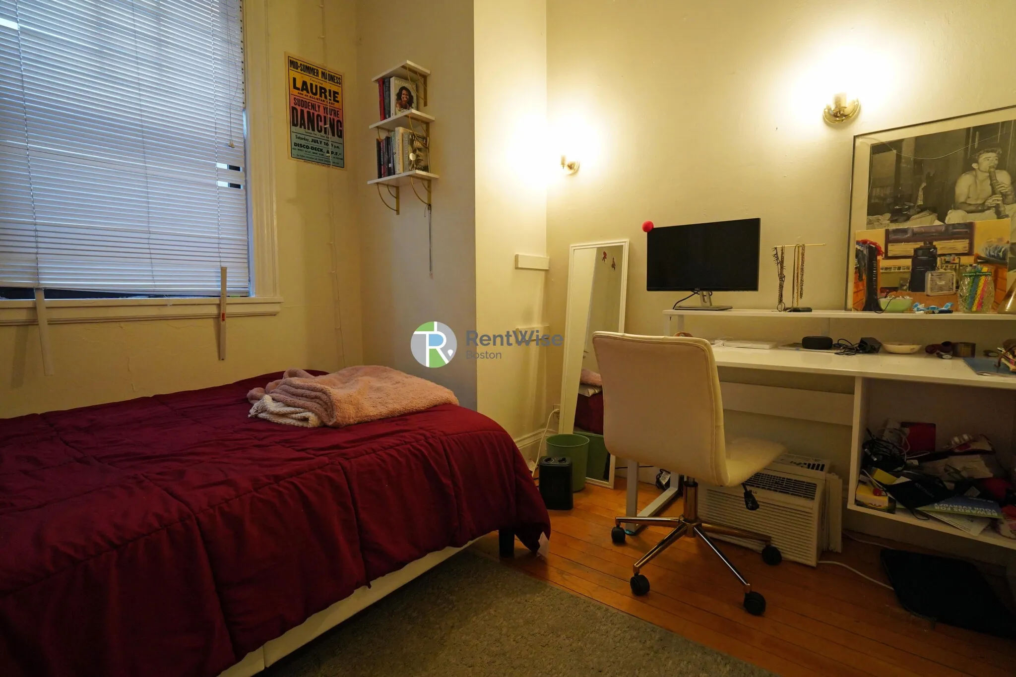 72 Gardner Ter, Allston