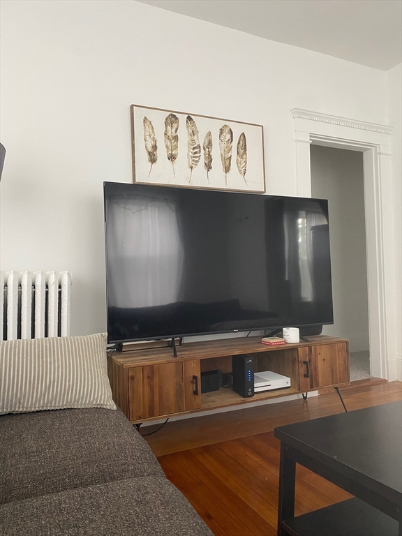 19 Beach Rd, Winthrop