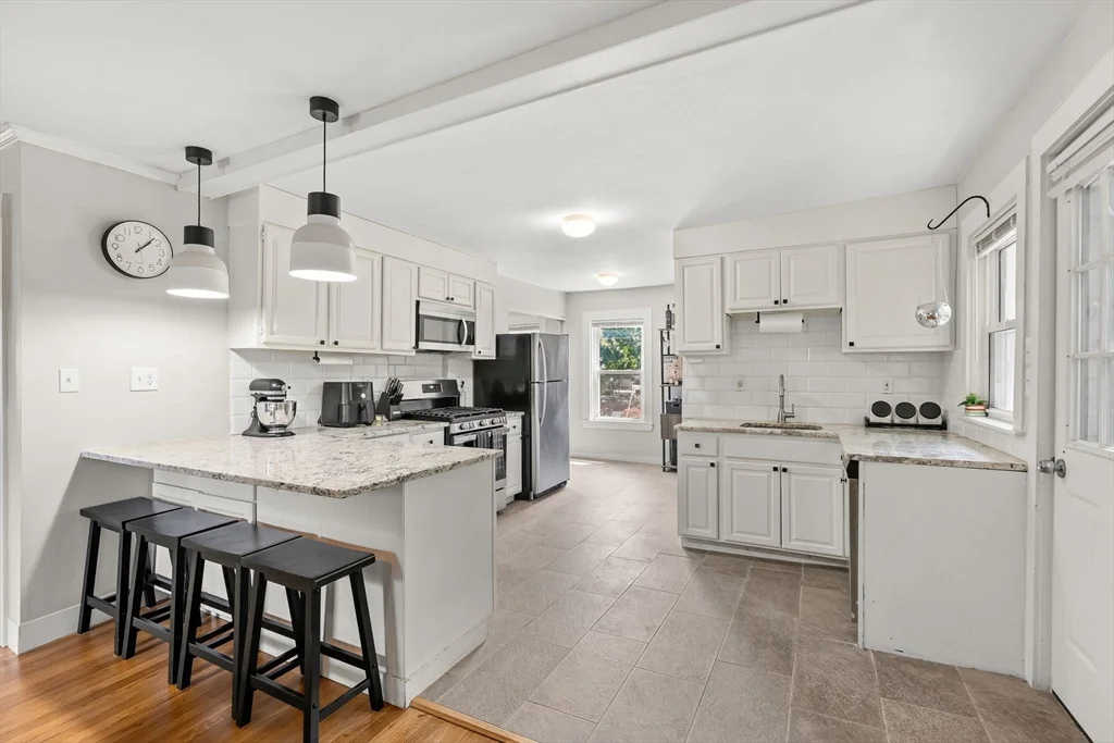 589 Willard St, Quincy