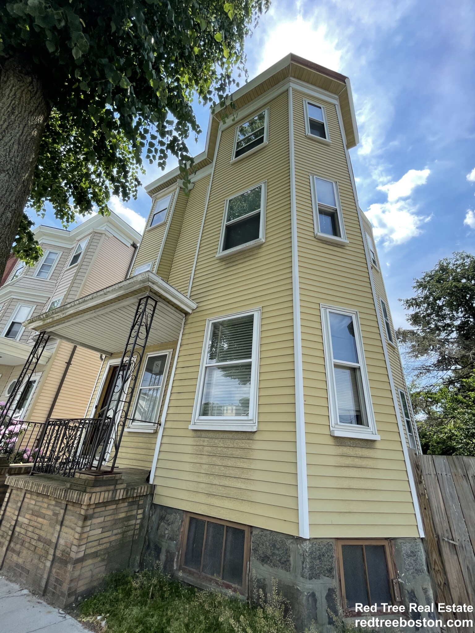 44 Ashley St, East Boston