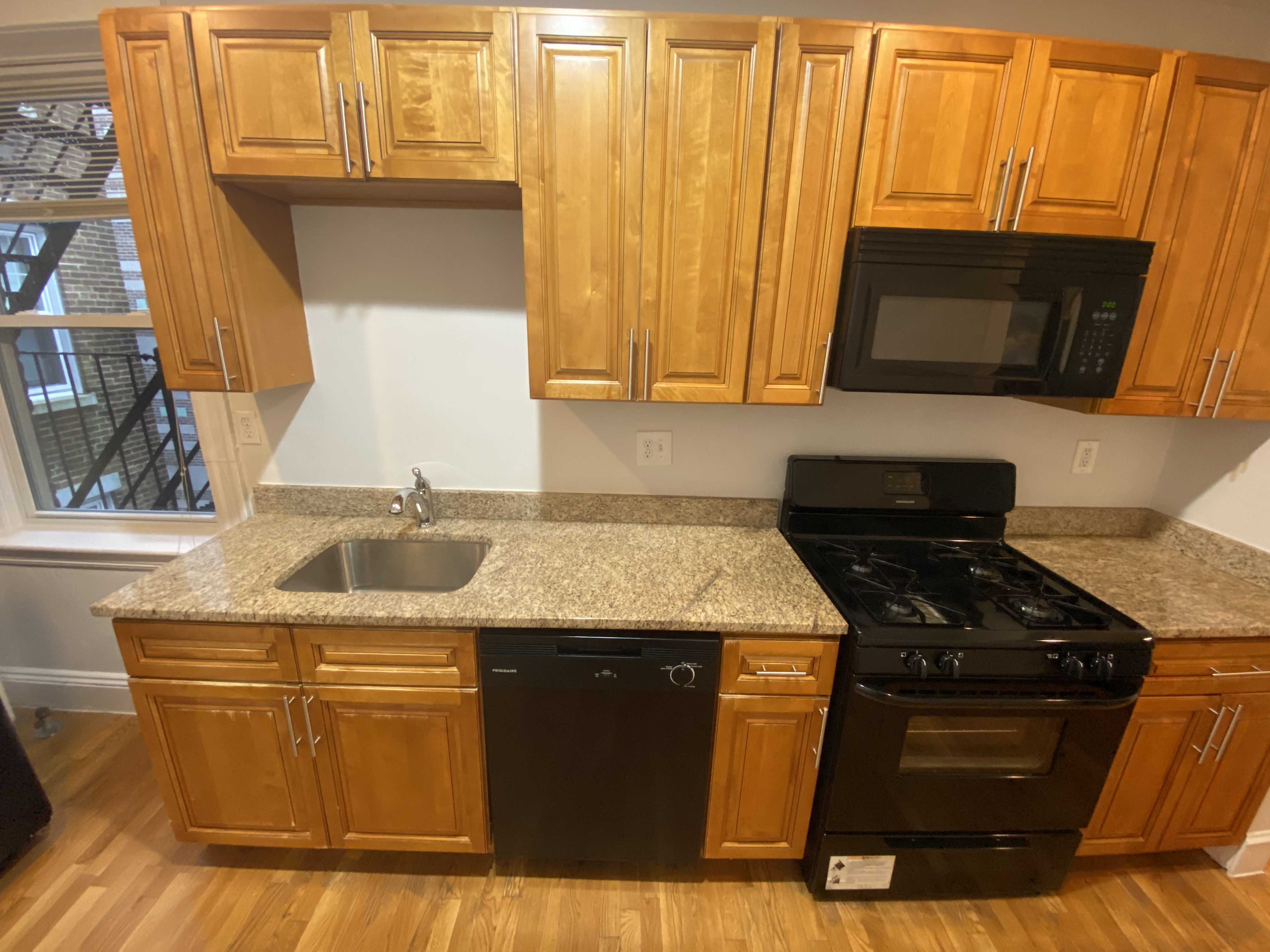 1 bed, 1 bath apartment for rent at 286 Chestnut Hill Ave Unit 09, Brighton — photo 6 of 12