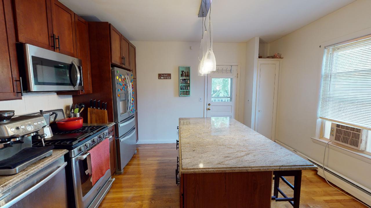 2 bed, 1 bath apartment for rent at 286 Concord Ave Unit 1B, Porter Square — photo 5 of 13