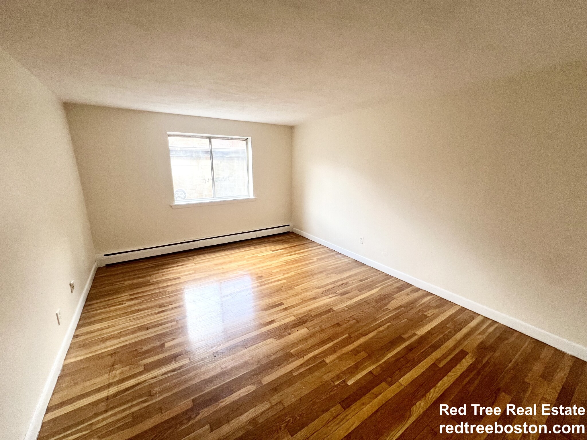 84 Gardner St, Allston