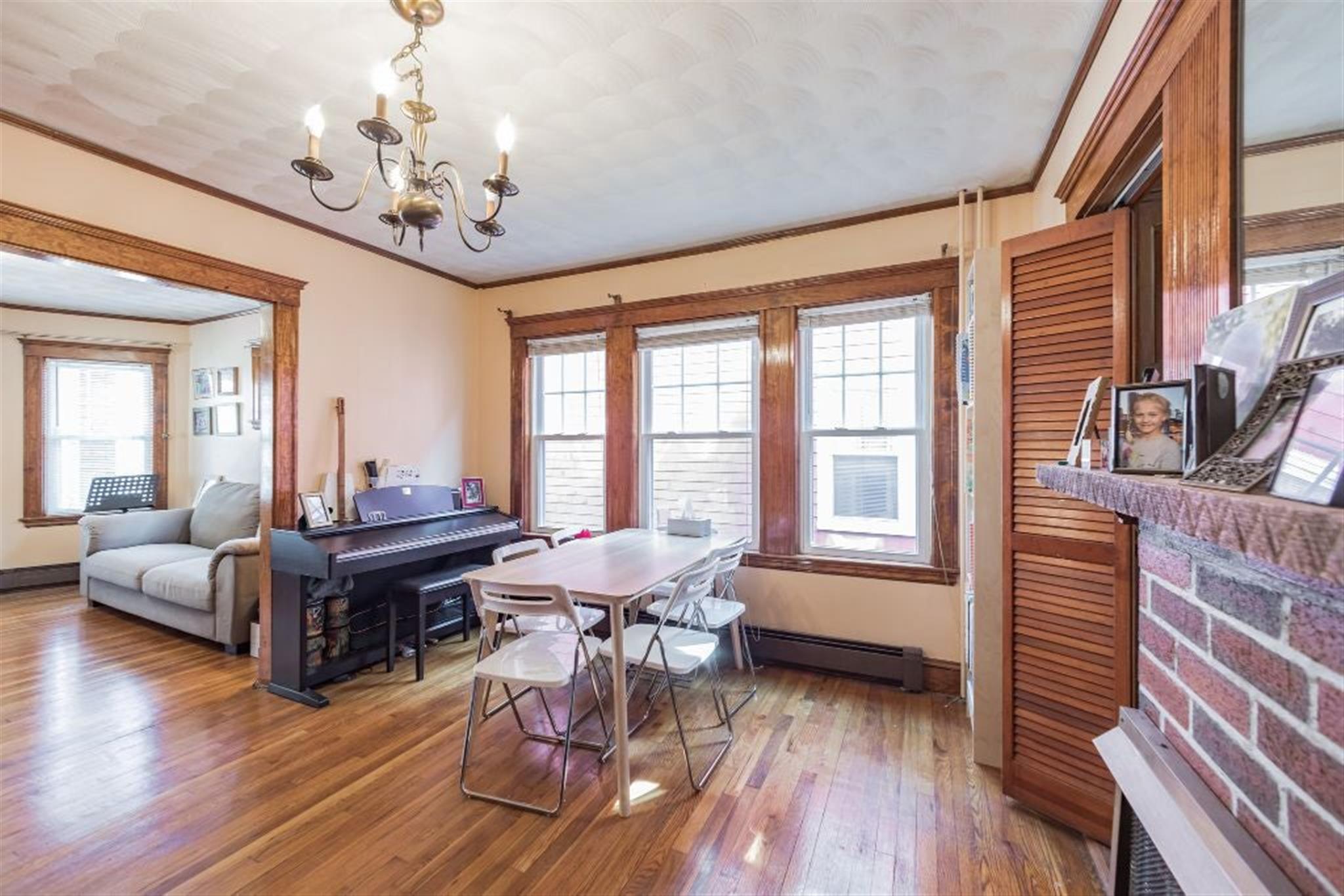 2.5 bed, 1 bath apartment for rent at 53 Sargent Ave Unit 53, Gilman Square