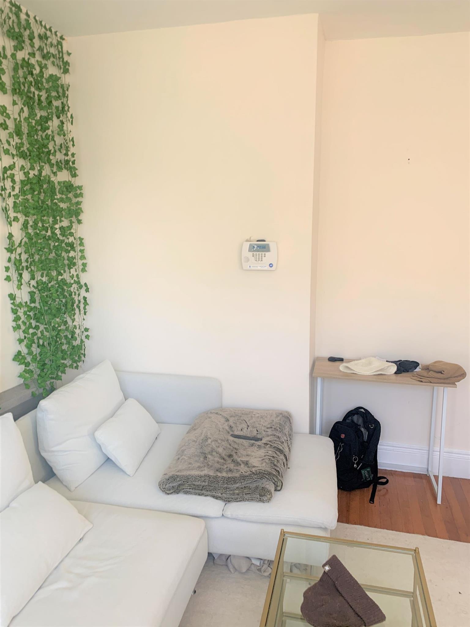 1 bed, 1 bath apartment for rent at 72 Kirkland St Unit 32, Harvard Square — photo 3 of 9