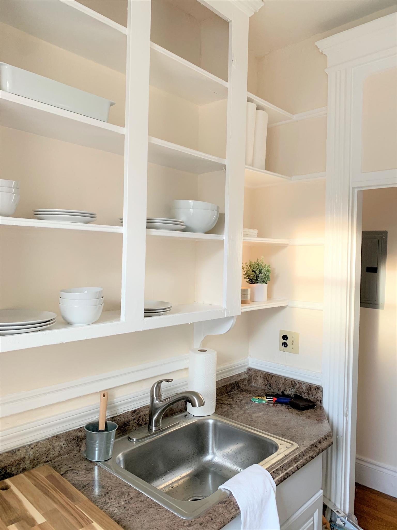 1 bed, 1 bath apartment for rent at 72 Kirkland St Unit 32, Harvard Square — photo 4 of 9