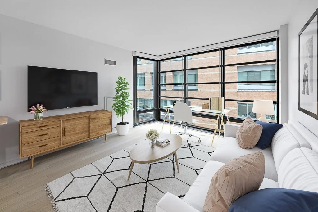 580 Washington St, Midtown