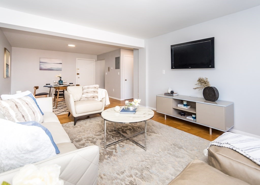 287 Harvard St, Mid-Cambridge