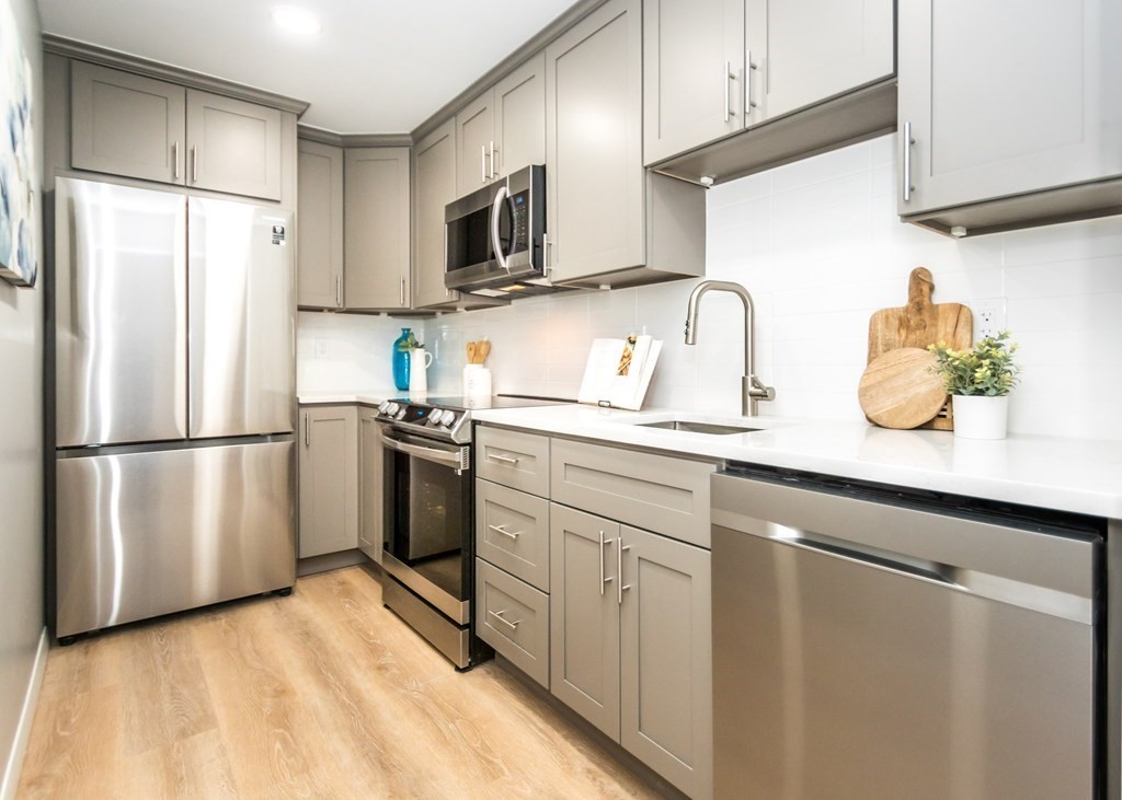 287 Harvard St, Mid-Cambridge