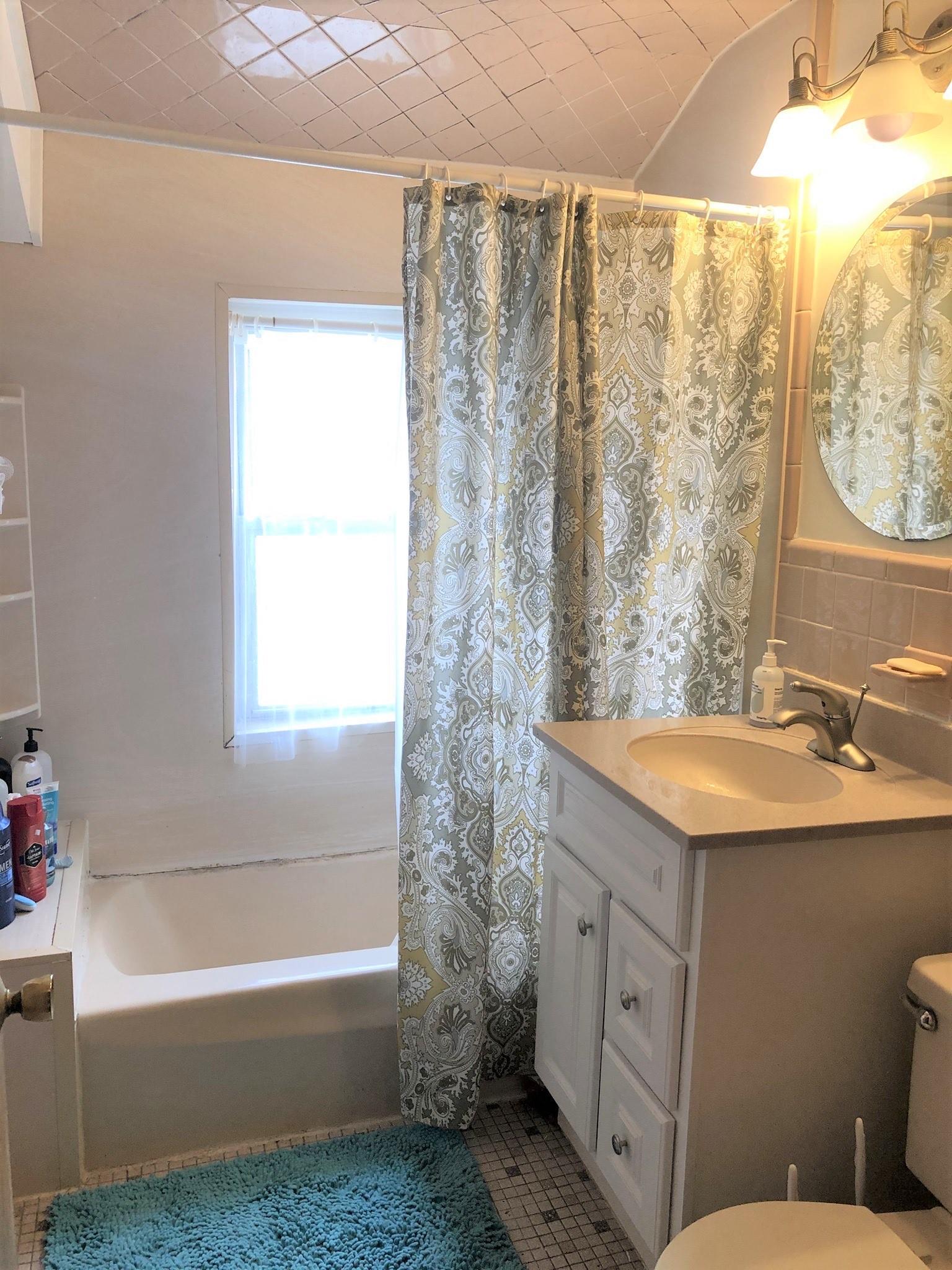 3 bed, 1 bath apartment for rent at 42 Electric Ave Unit Avenue, Davis Square — photo 5 of 12