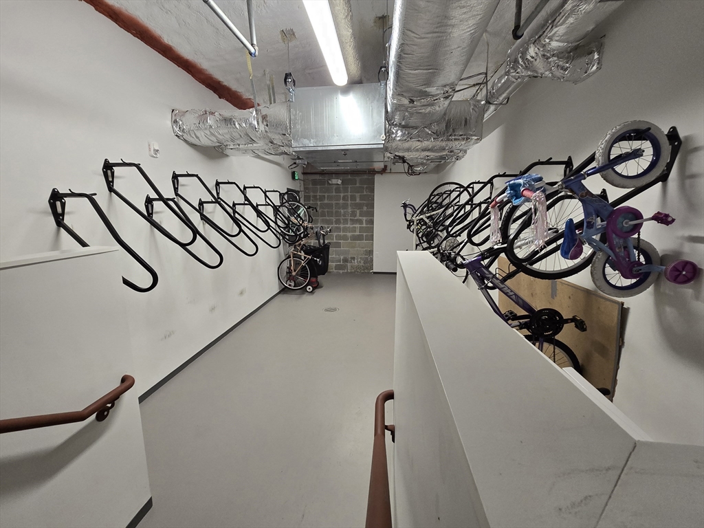 57 Quincy Shore Dr, Quincy