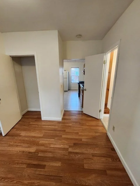 74 Fulton St, Fall River