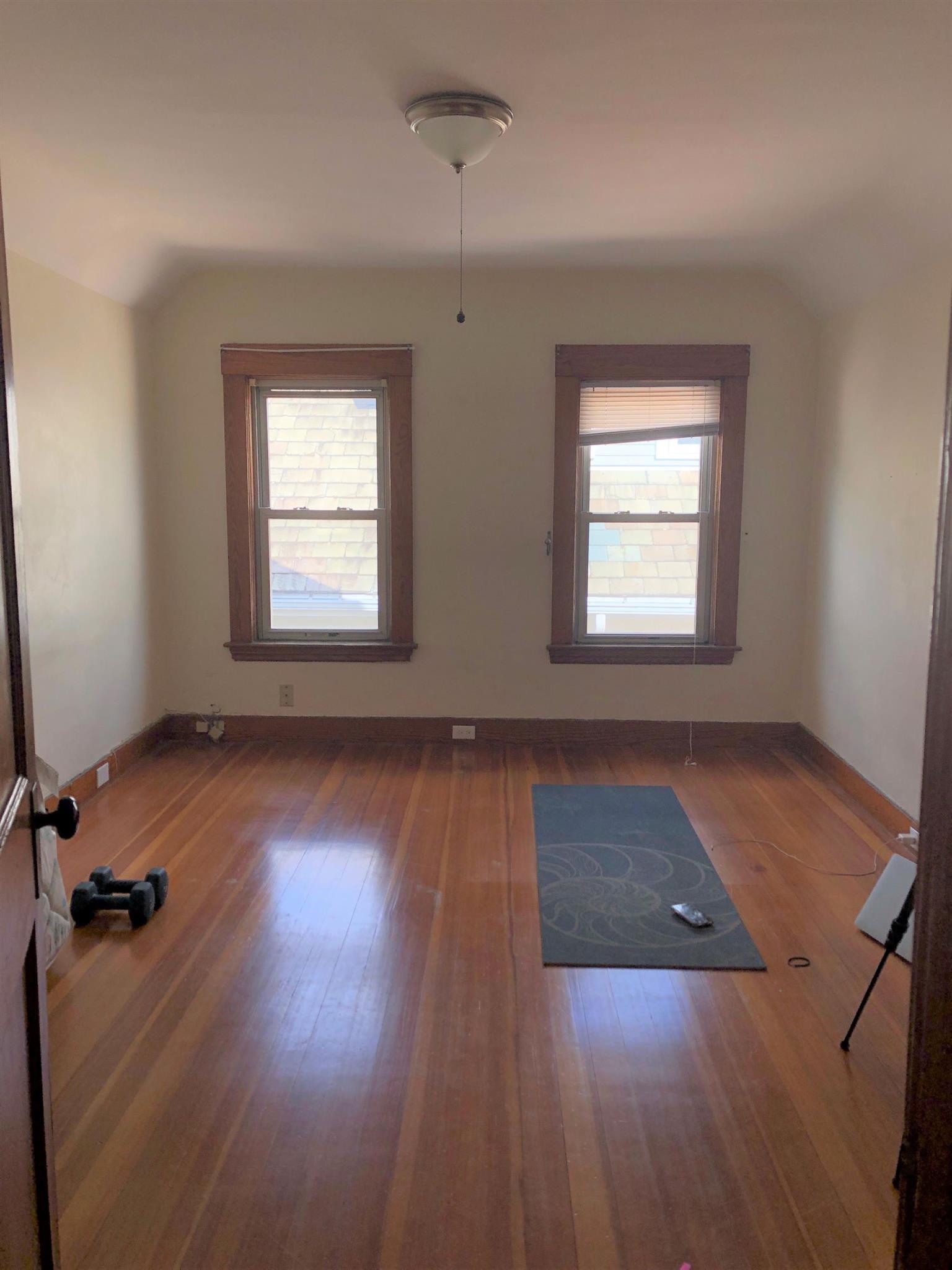 3 bed, 1 bath apartment for rent at 42 Electric Ave Unit Avenue, Davis Square — photo 11 of 12