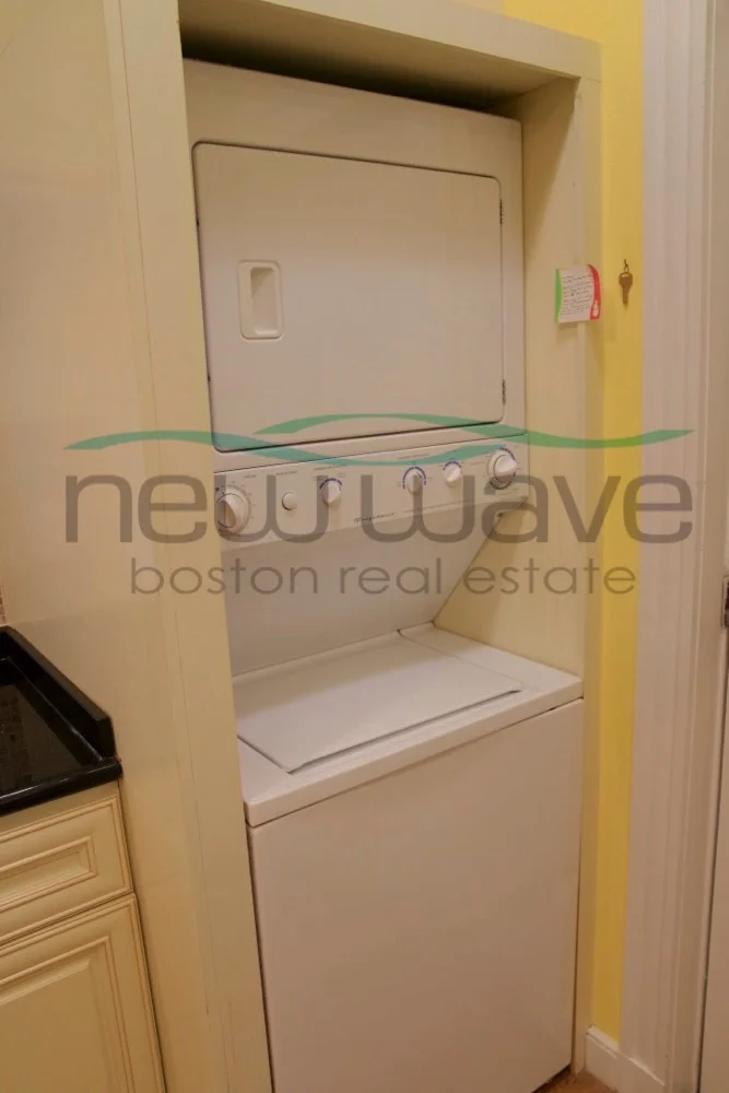 405 Marlborough St, Back Bay
