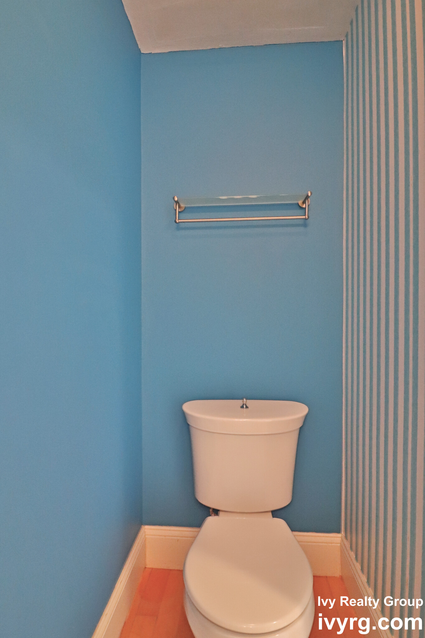 10 Mohawk St, South Boston