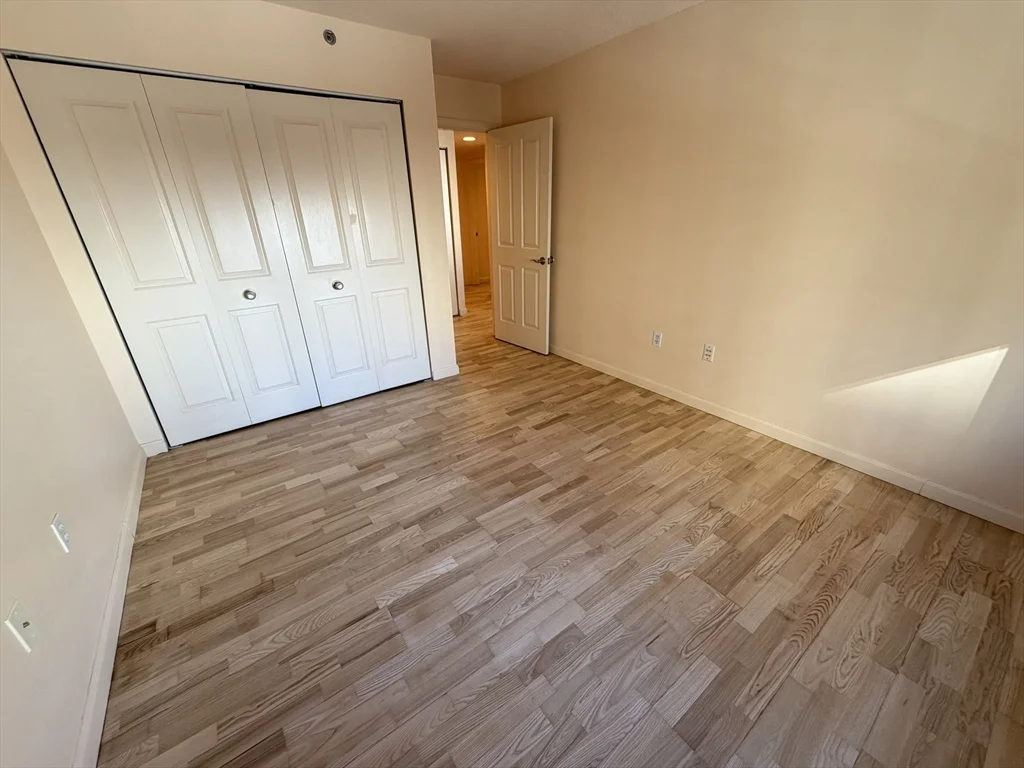 8 Museum Way, East Cambridge