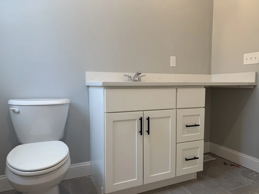 23 Kashmir's Way, Middleboro