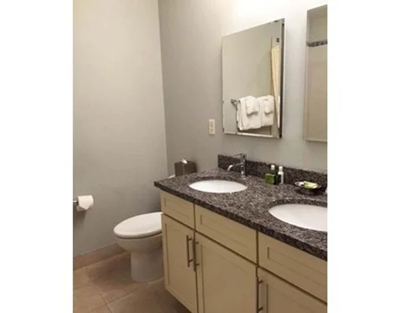 177 Newbury St, Back Bay