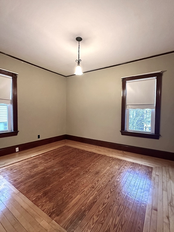 256 Maple St, Fall River