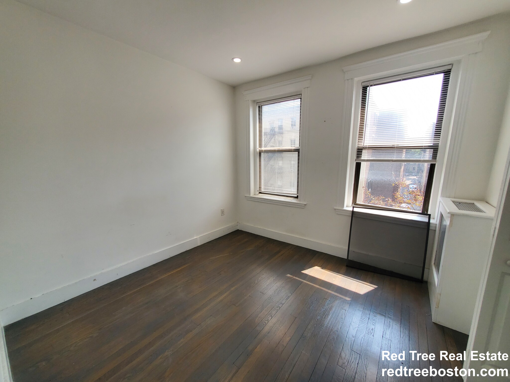 11 Peterborough St, Fenway