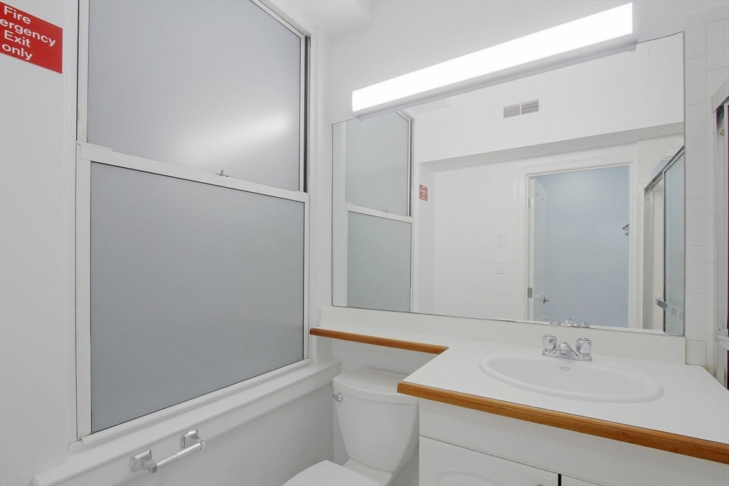 140 Boylston St, Back Bay