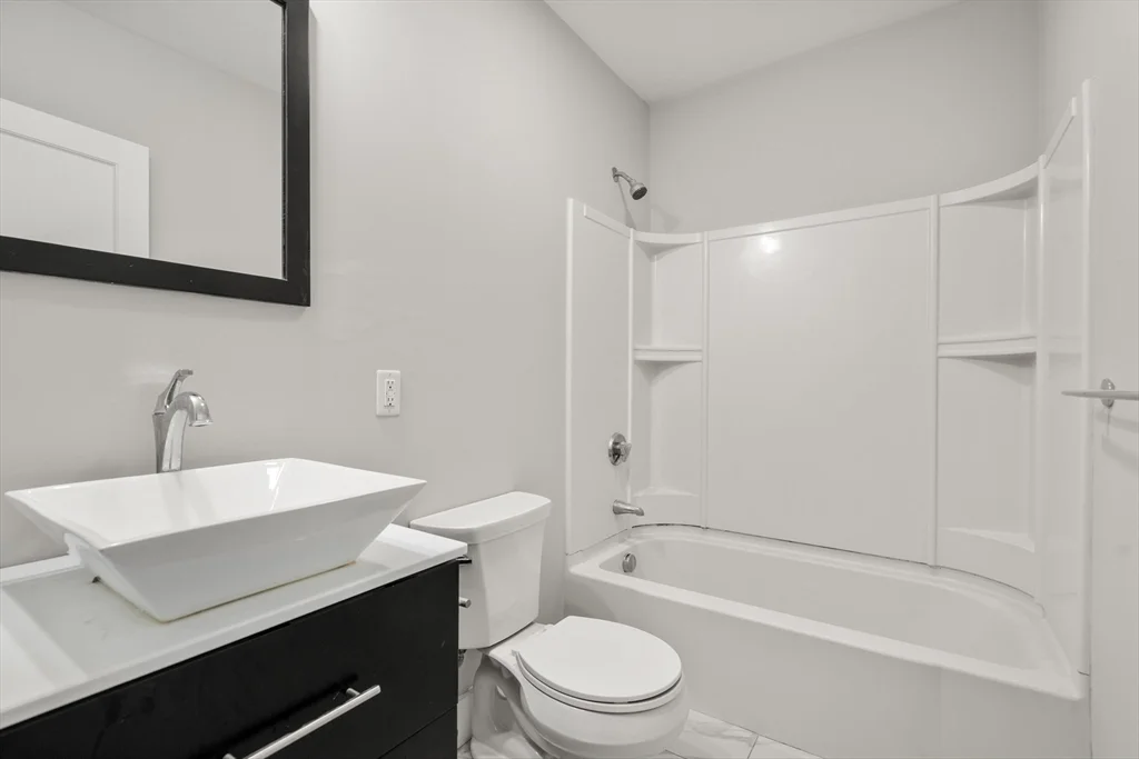 543 Dorchester Ave, South Boston