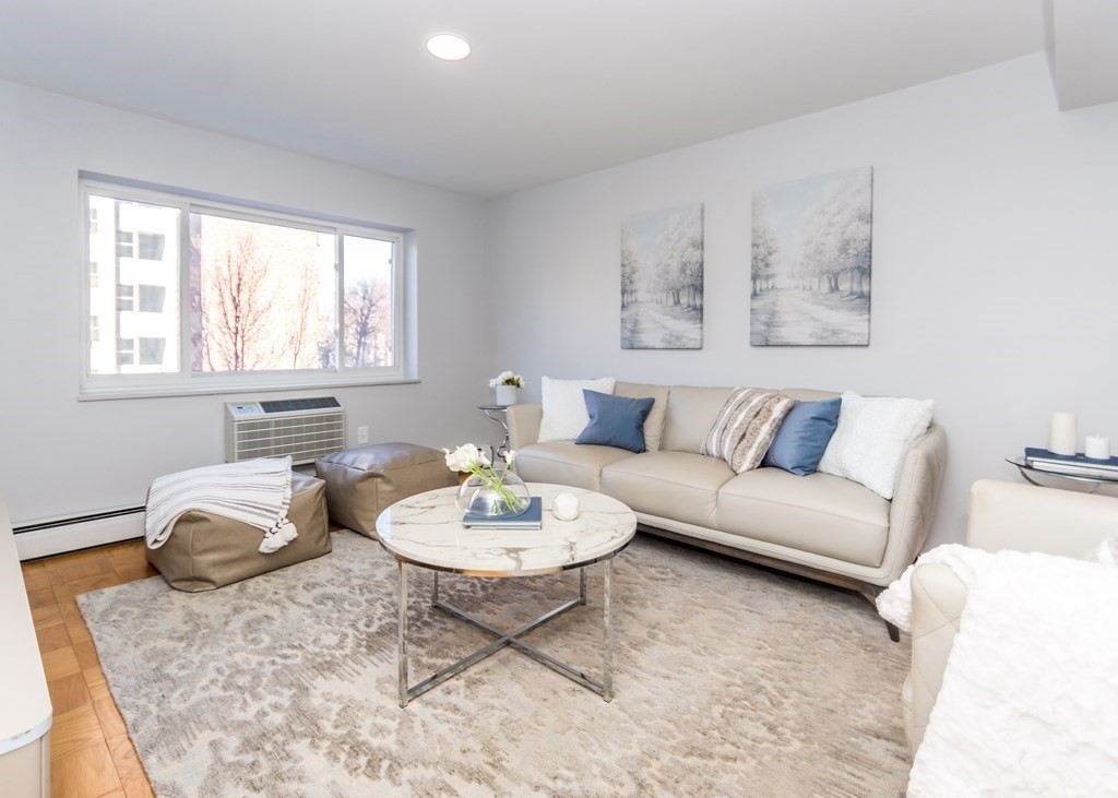 287 Harvard St, Mid-Cambridge