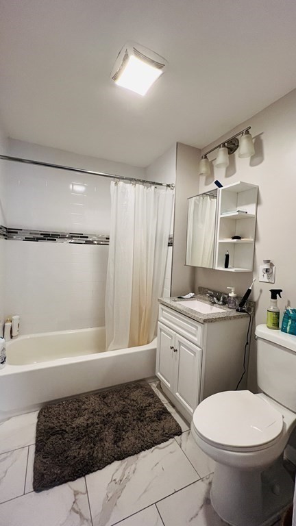 60 Fiske St, Waltham