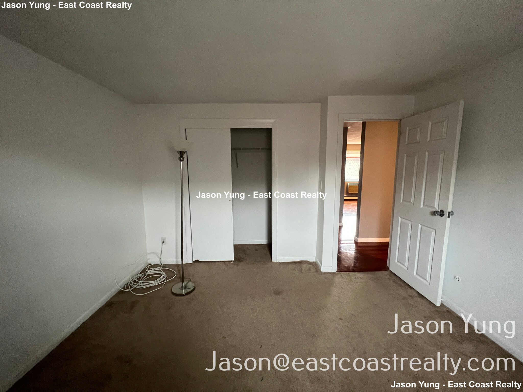 32 Bryon Rd, Chestnut Hill