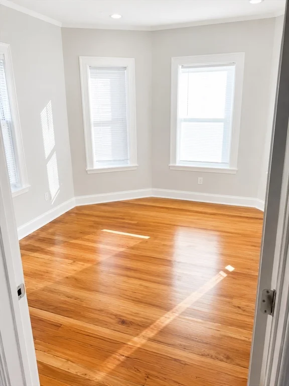 832 Montello, Brockton