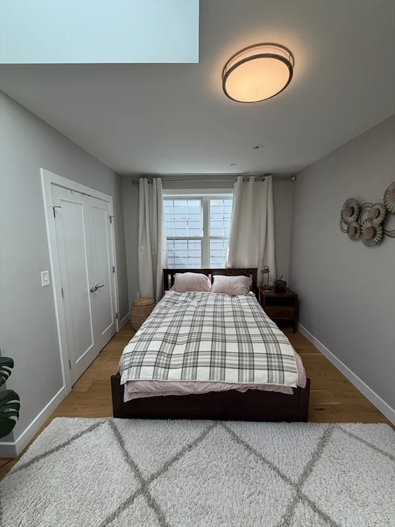 10 Everett St, East Boston