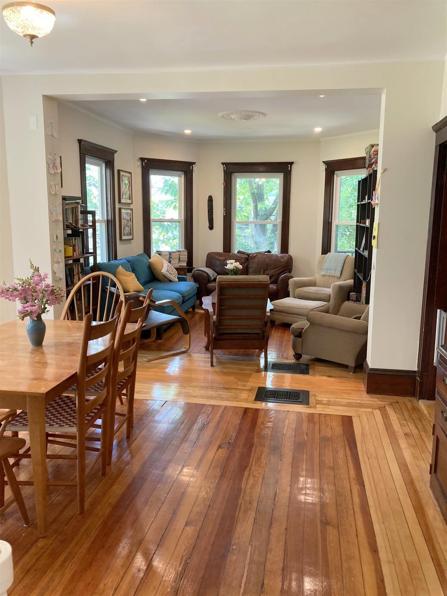 4 bed, 2 bath apartment for rent at 45 Banks Unit 2, Porter Square — photo 5 of 52