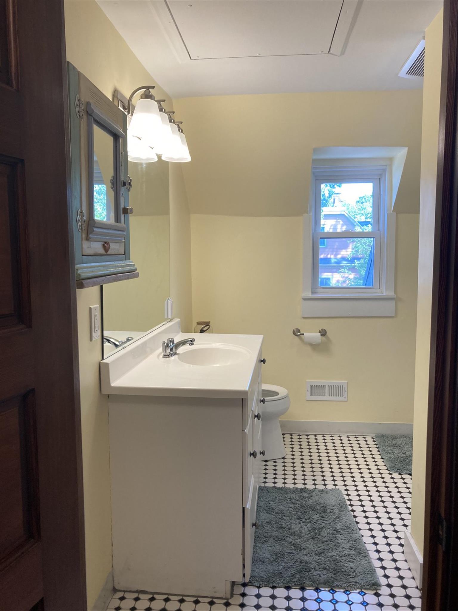 4 bed, 2 bath apartment for rent at 45 Banks Unit 2, Porter Square — photo 15 of 52