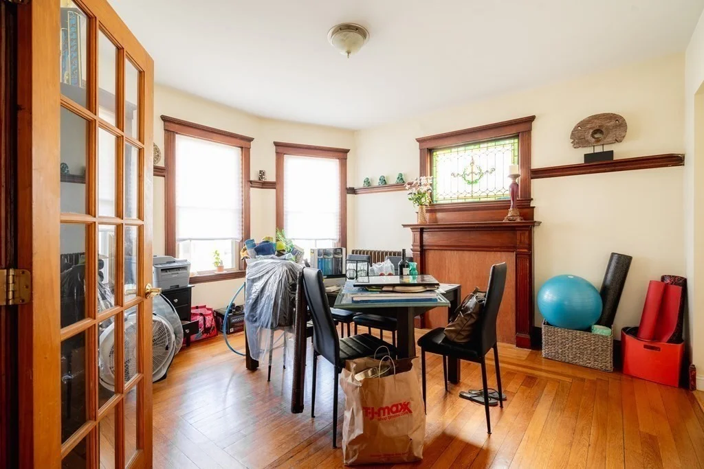 33 Mapleton St, Brighton