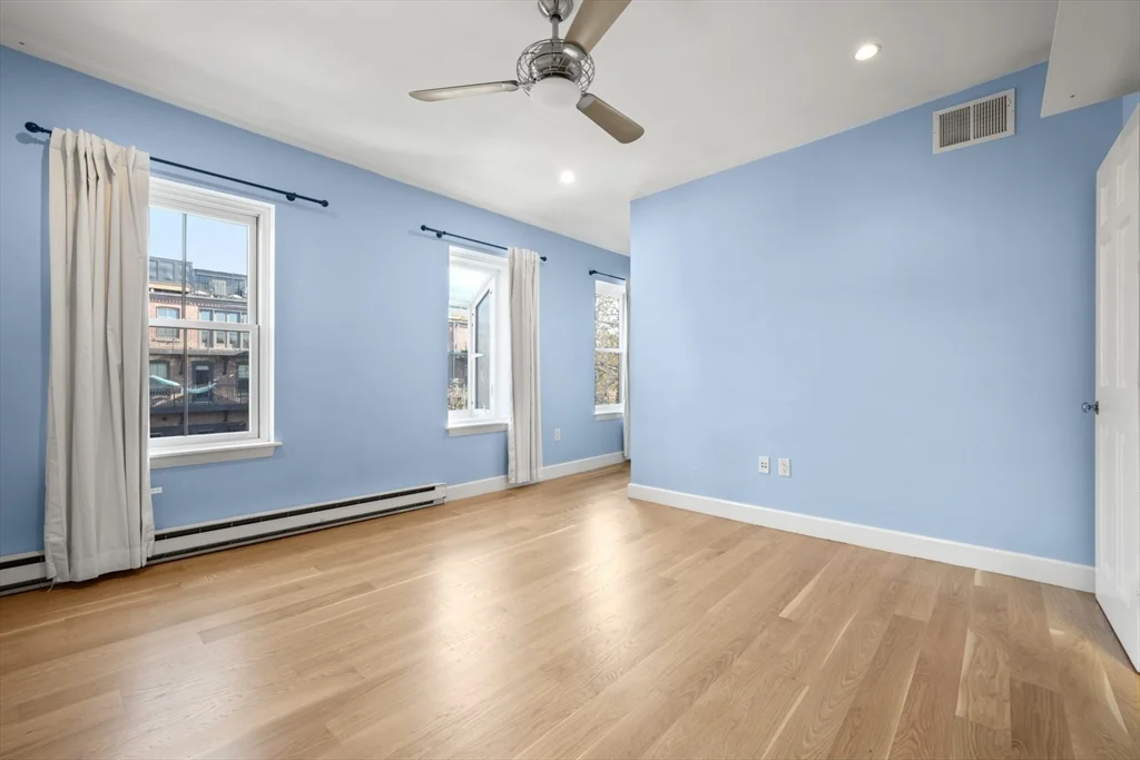 31 Concord Sq, South End