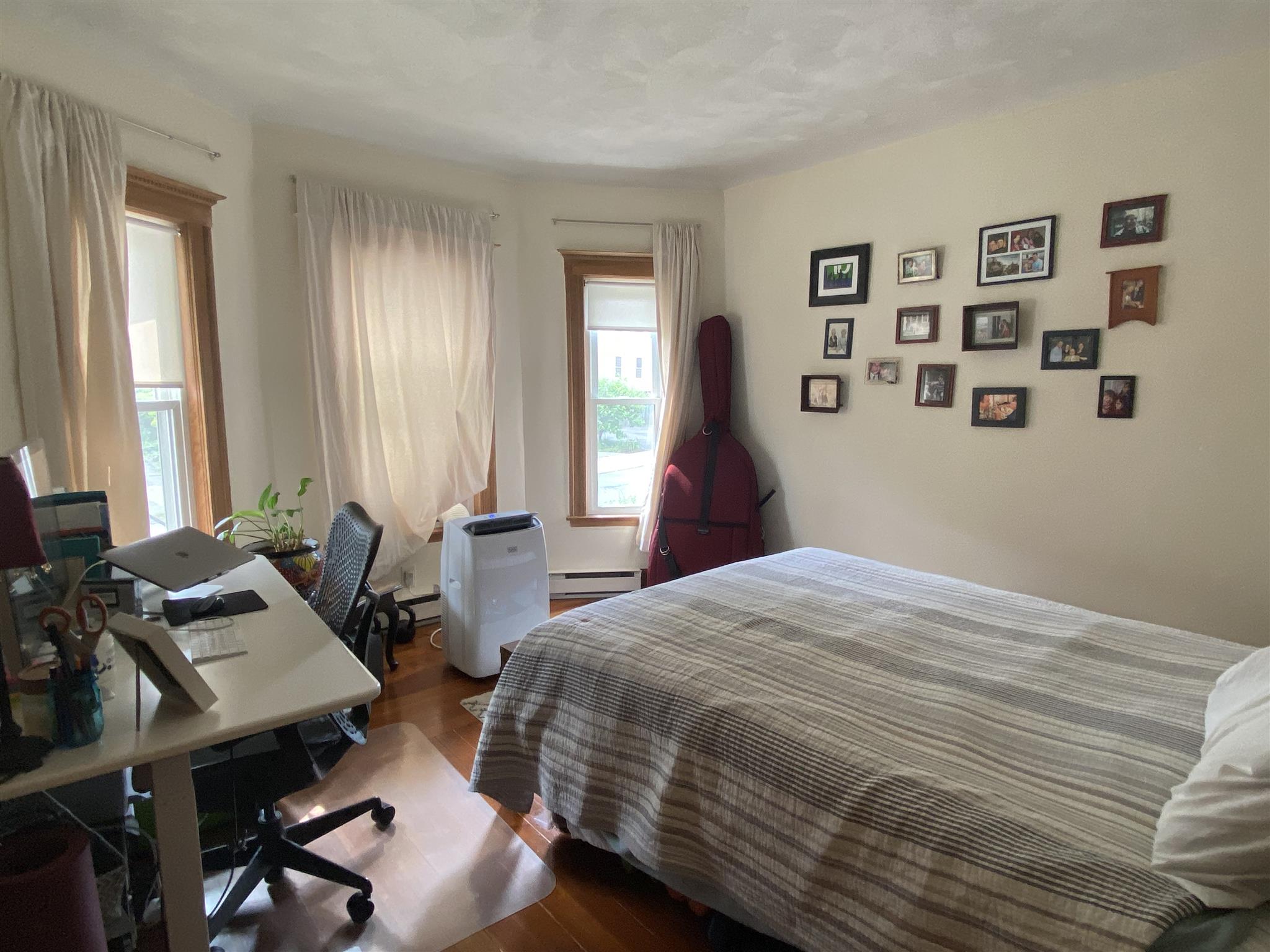 2 bed, 1 bath apartment for rent at 83 Lowden Ave Unit 1, Davis Square — photo 5 of 8