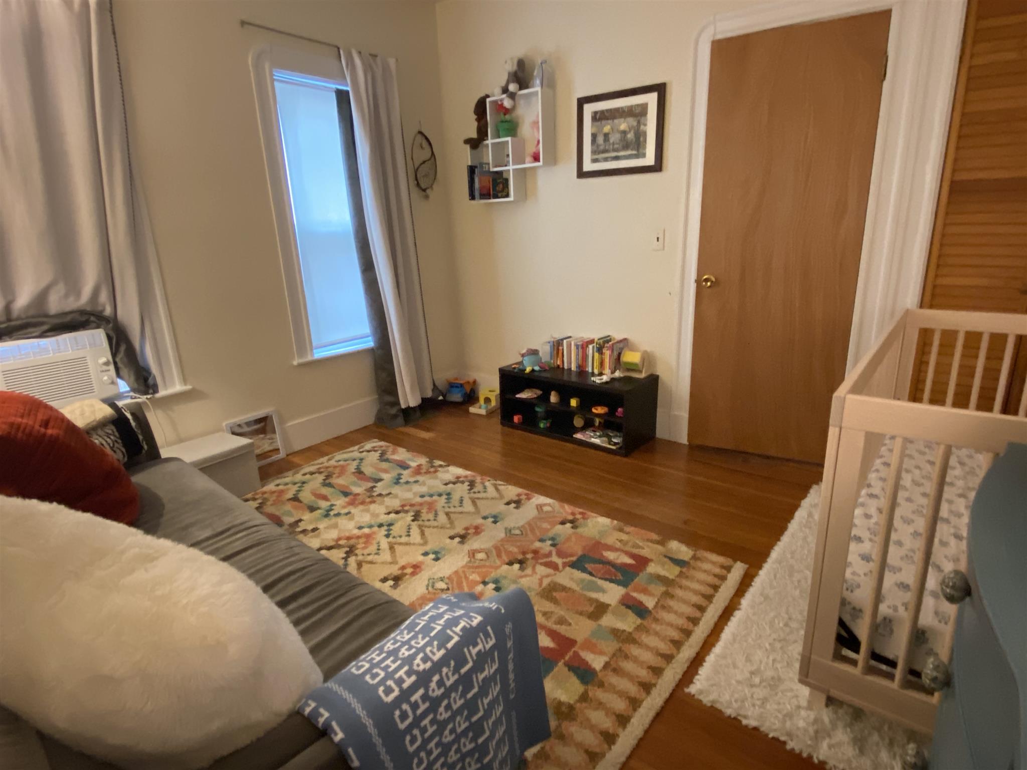 2 bed, 1 bath apartment for rent at 83 Lowden Ave Unit 1, Davis Square — photo 6 of 8