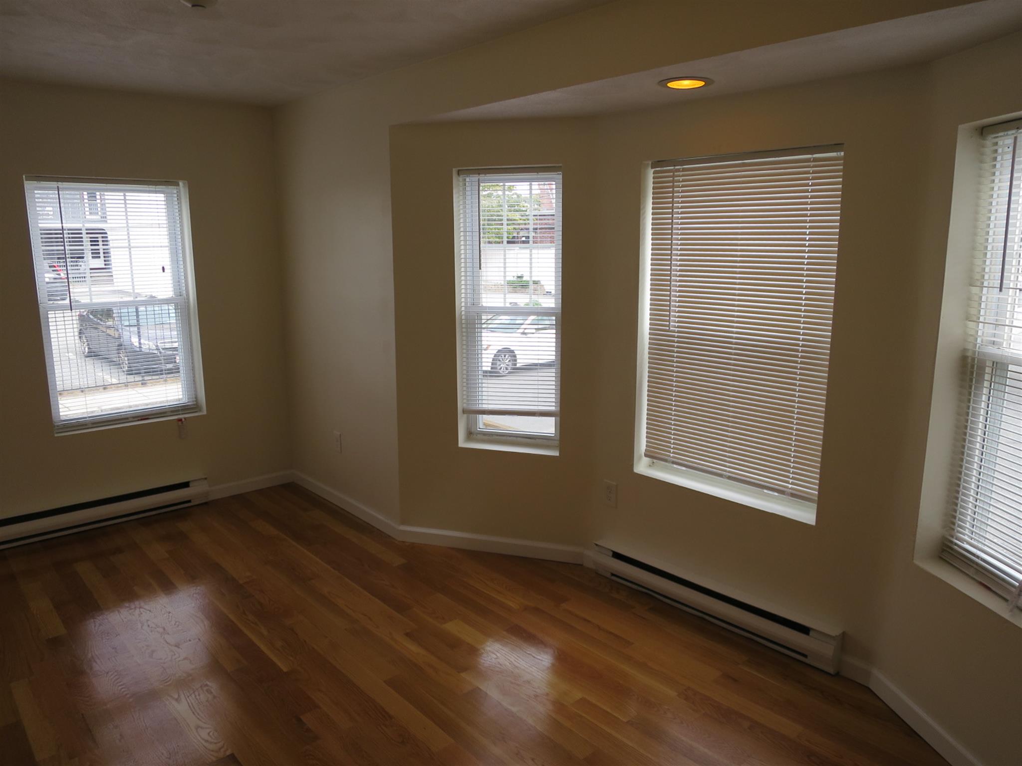 2 bed, 1 bath apartment for rent at 12 Winter St Unit 2, Davis Square — photo 9 of 10