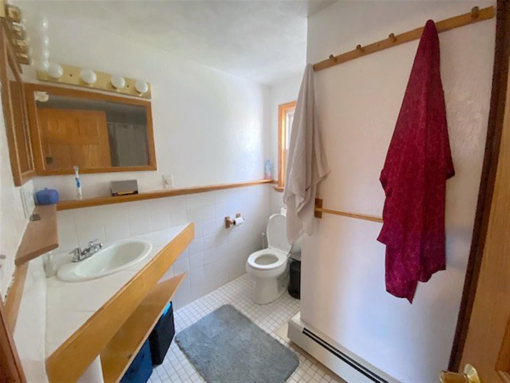 4 bed, 1.5 bath apartment for rent at 16 Summit Ave Unit 16, Prospect Hill — photo 20 of 30