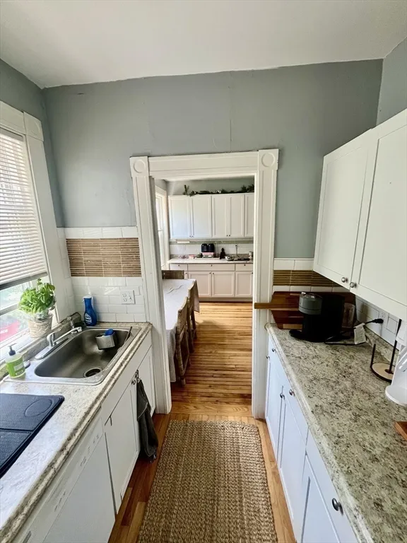 178 Robbins St, South Side