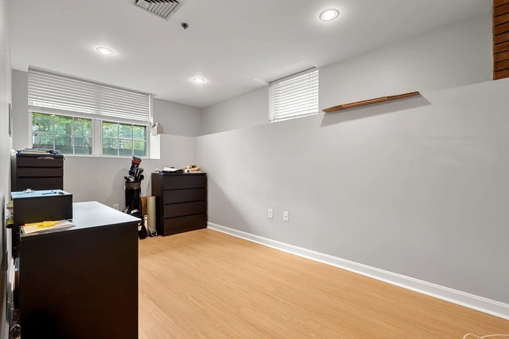 2277 Massachussetts Ave, Porter Square